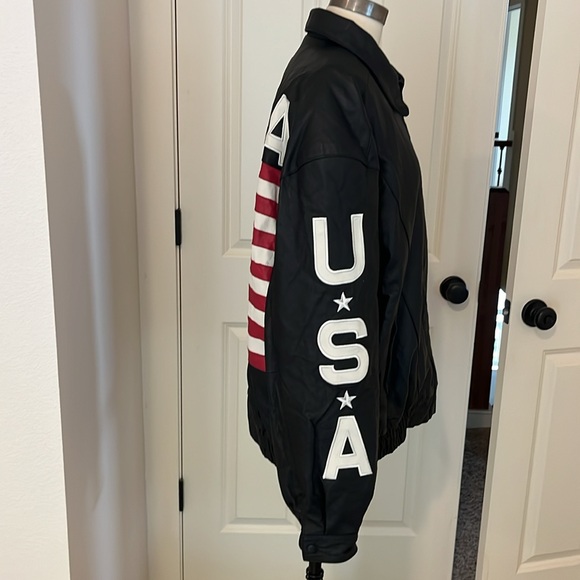This beautiful USA size 2X all leather patriotic vintage coat - Picture 5 of 12